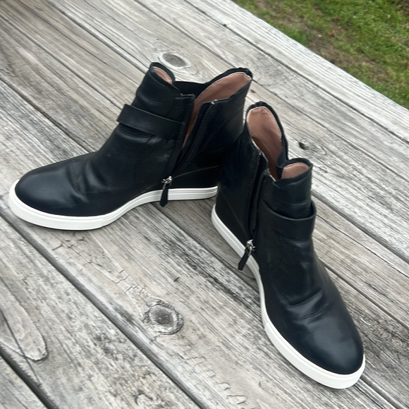 L.PAOLO - Picture 3 of 10